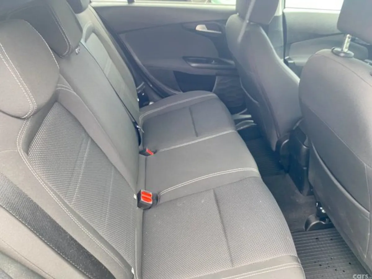 Fiat Tipo Hatchback, Petrol, 2023, Silver