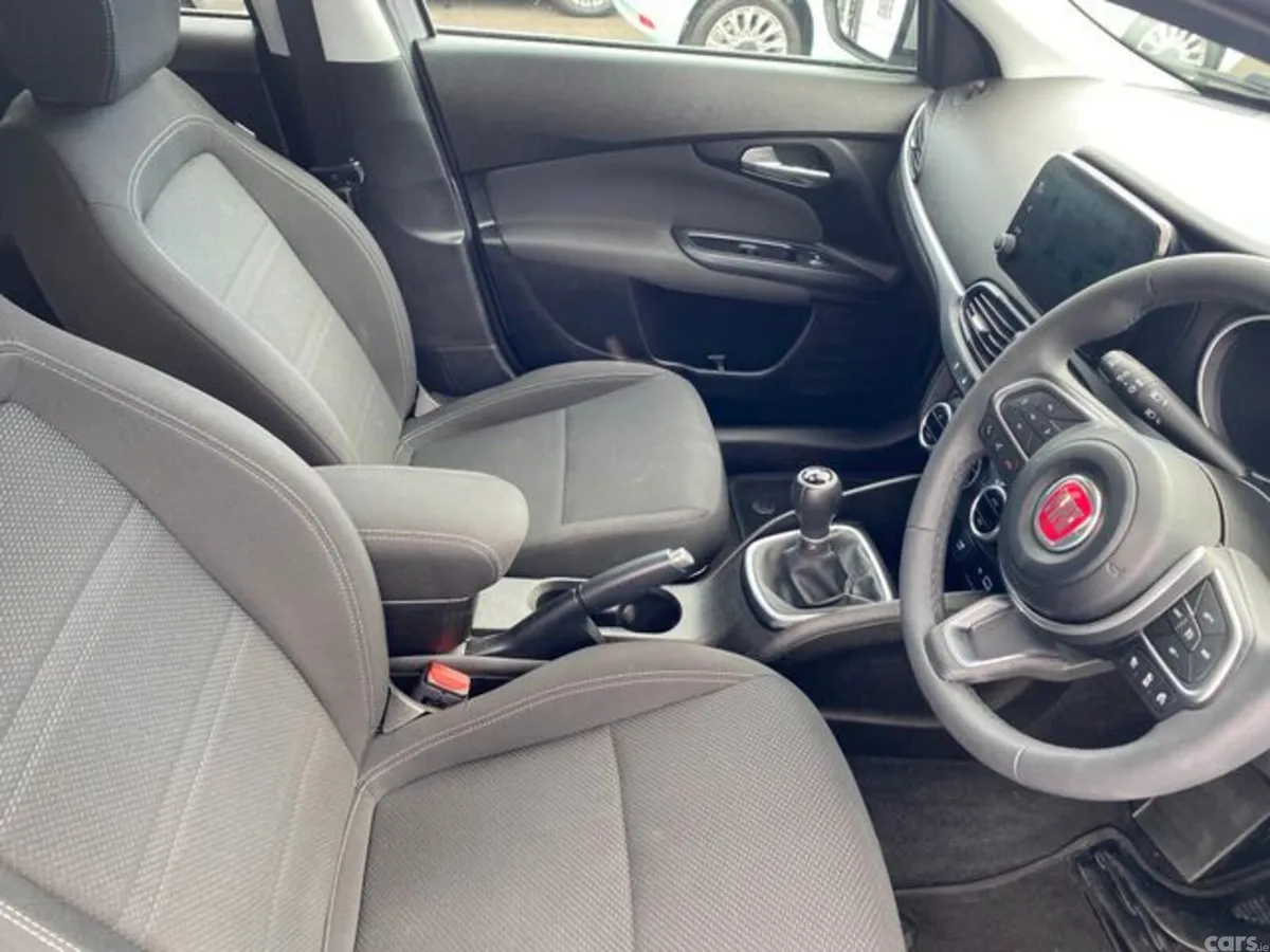 Fiat Tipo Hatchback, Petrol, 2023, Silver
