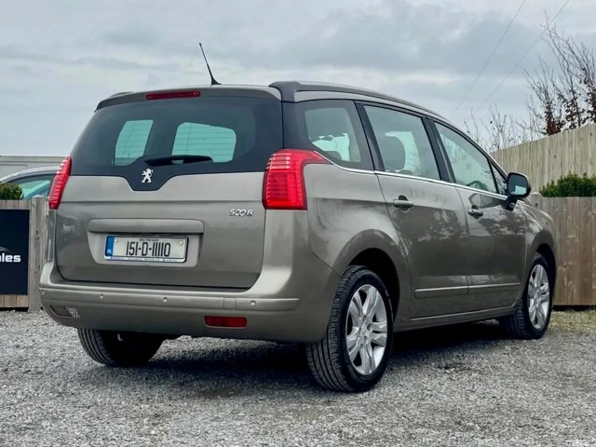 Peugeot 5008 MPV, Diesel, 2015, Grey