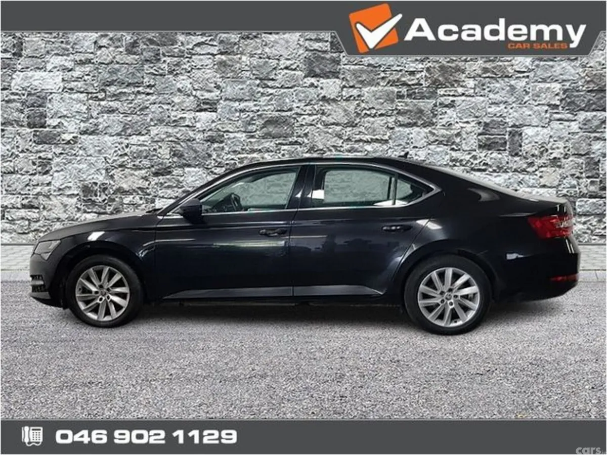 Skoda Superb Saloon, Diesel, 2023, Black