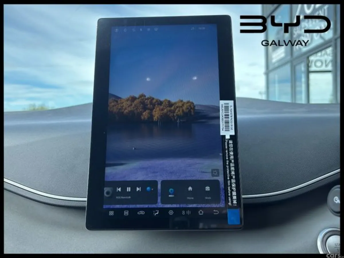 BYD DOLPHIN SURF Hatchback, Electric, 2026, Green