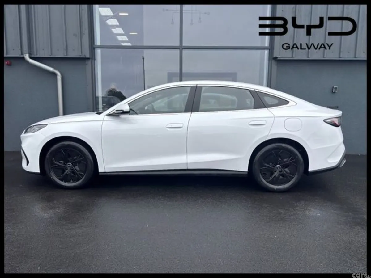 BYD Seal 6 Saloon, Petrol Plug-in Hybrid, 2026, White