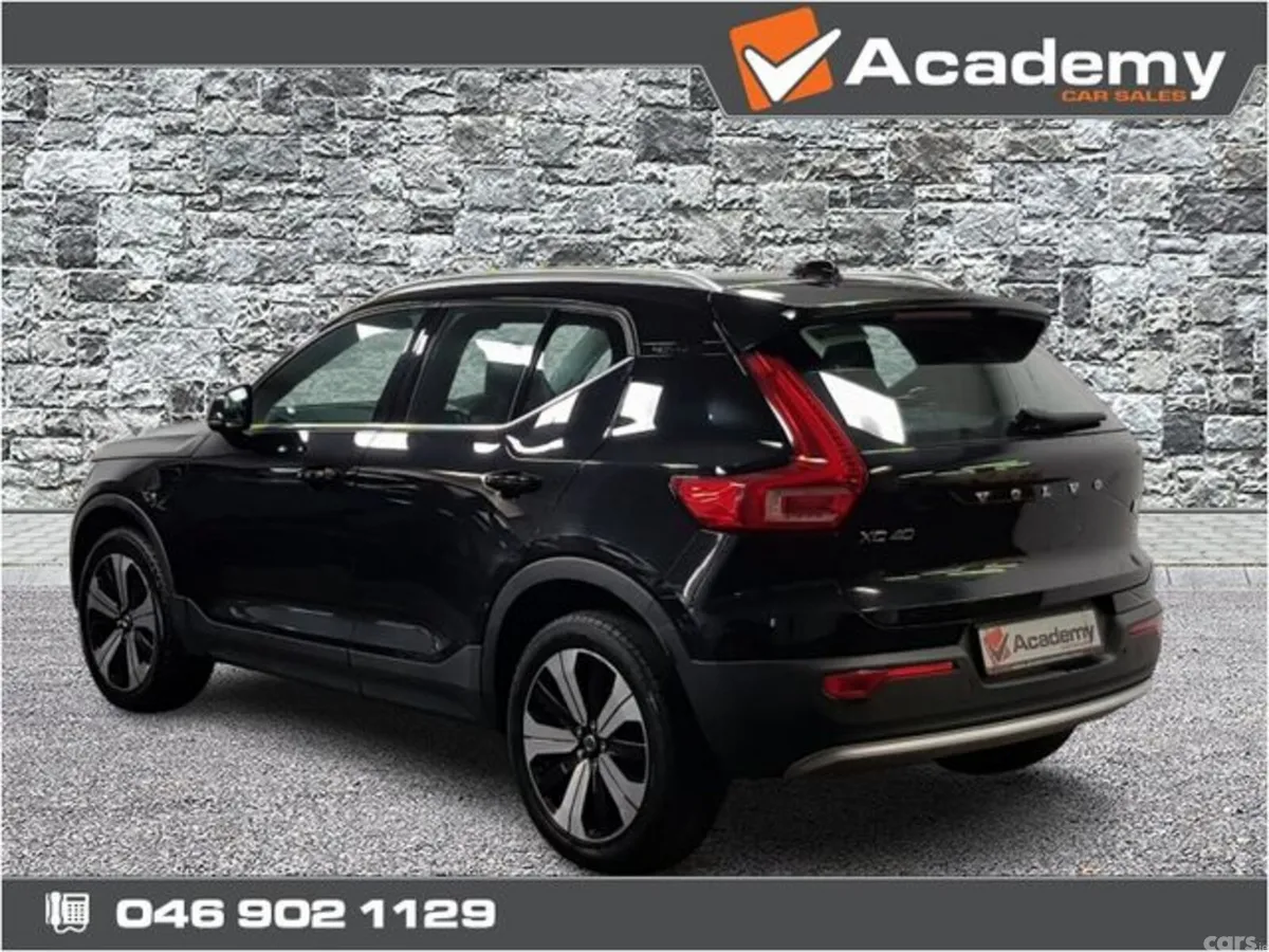 Volvo XC40 Estate, Petrol Plug-in Hybrid, 2023, Black