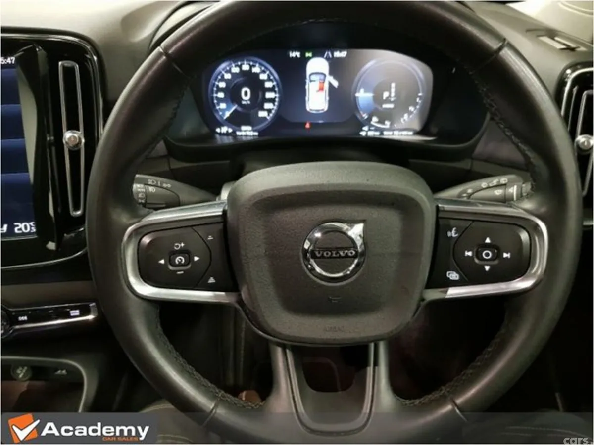 Volvo XC40 Estate, Petrol Plug-in Hybrid, 2023, Black