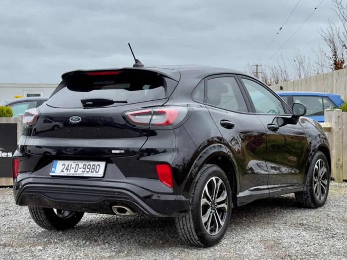 Ford Puma MPV, Petrol Hybrid, 2024, Black