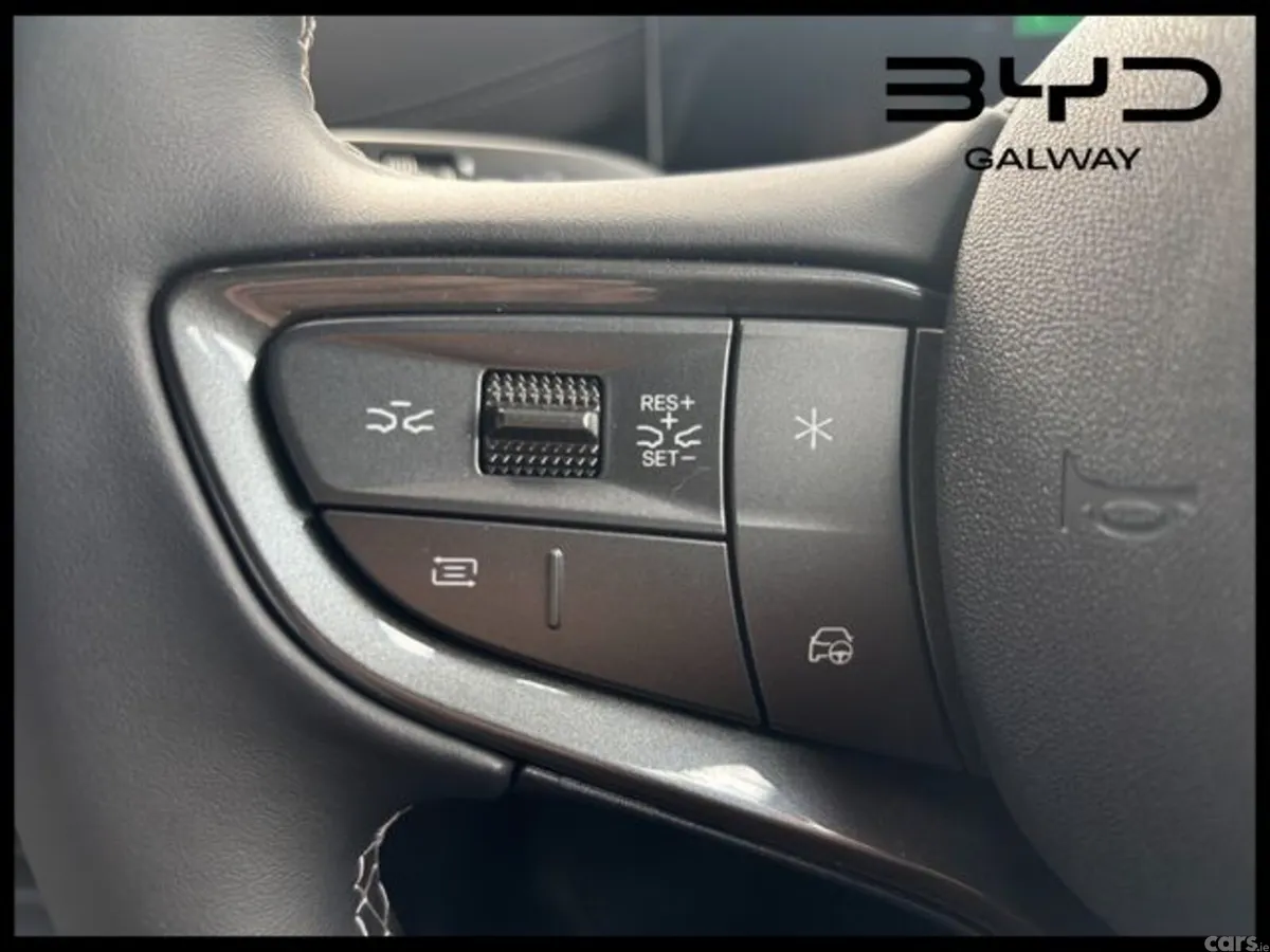 BYD Seal 6 Saloon, Petrol Plug-in Hybrid, 2026, White