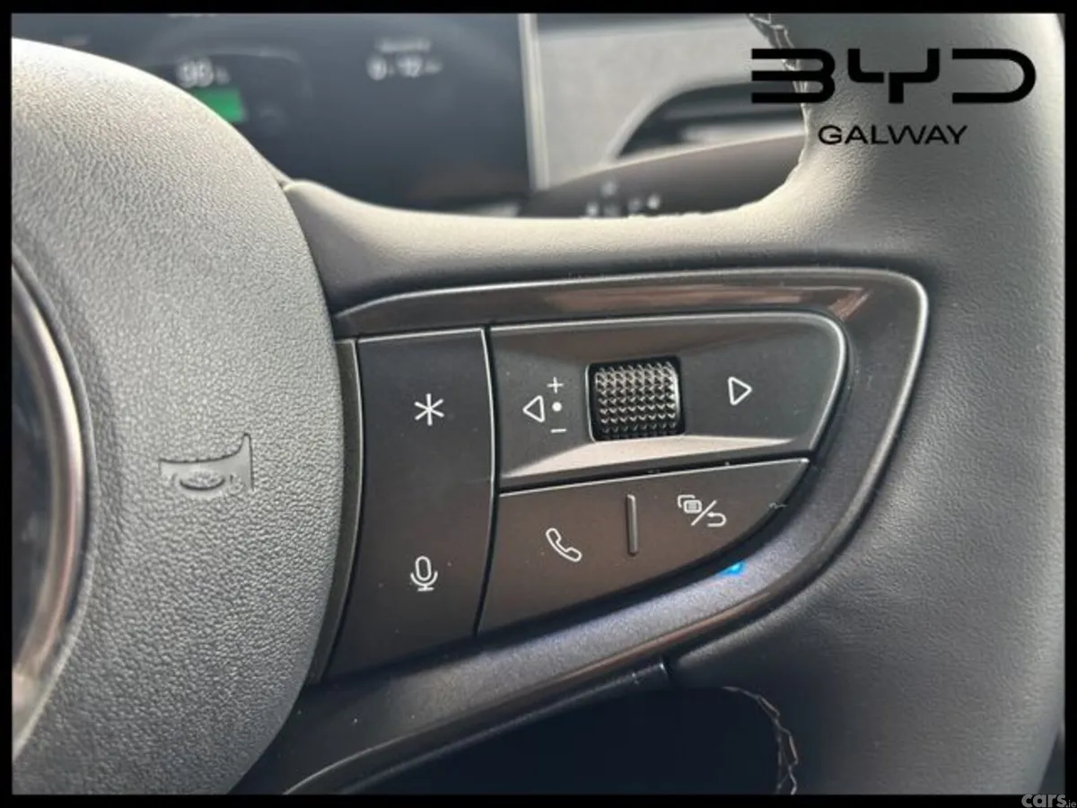 BYD Seal 6 Saloon, Petrol Plug-in Hybrid, 2026, White