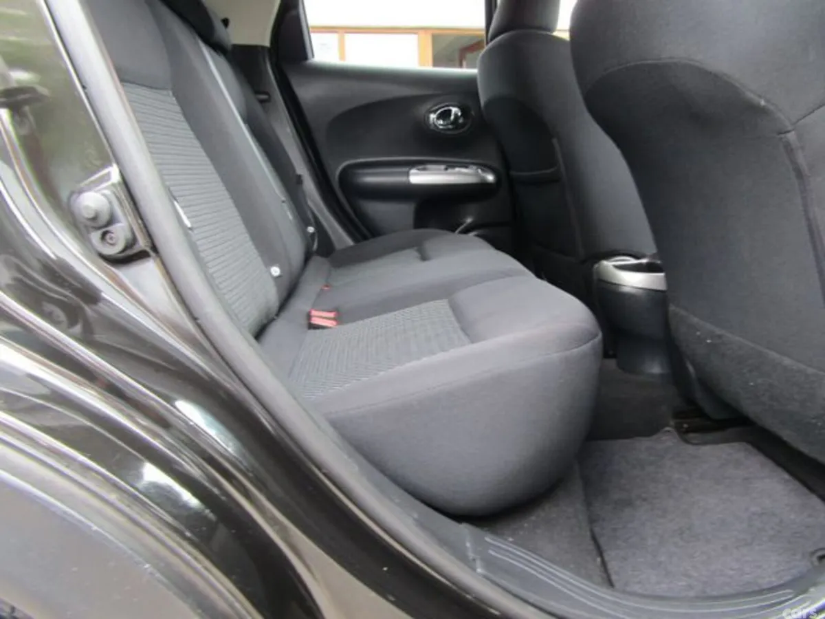 Nissan Juke Hatchback, Diesel, 2016, Black
