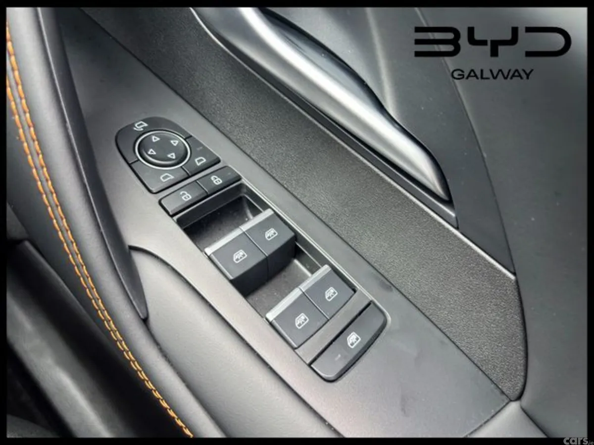 BYD SEALION 5 MPV, Petrol Plug-in Hybrid, 2026, Blue
