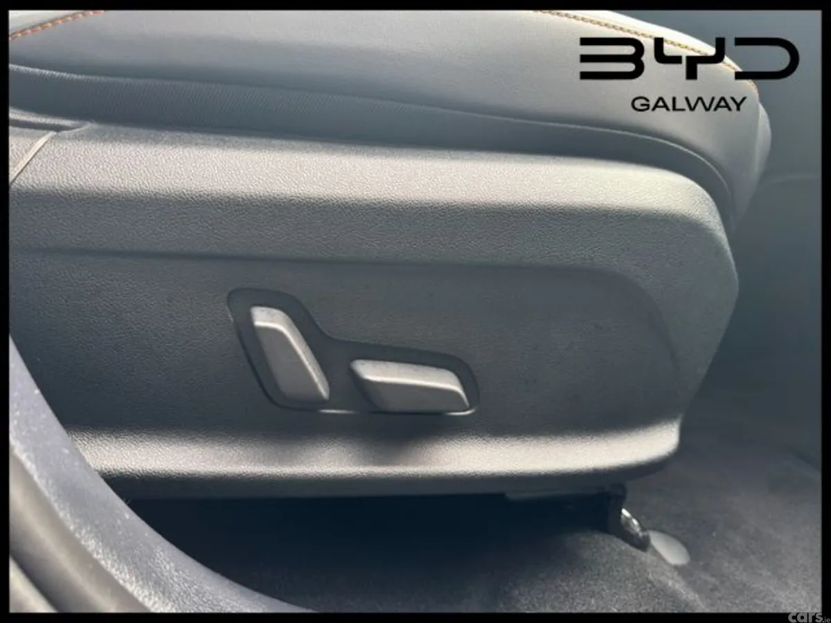 BYD SEALION 5 MPV, Petrol Plug-in Hybrid, 2026, Blue