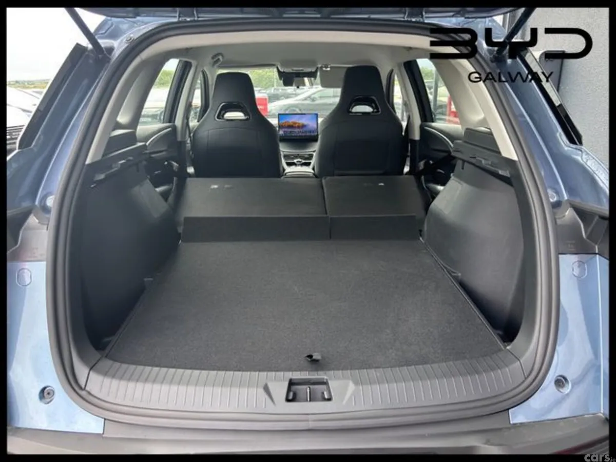 BYD SEALION 5 MPV, Petrol Plug-in Hybrid, 2026, Blue