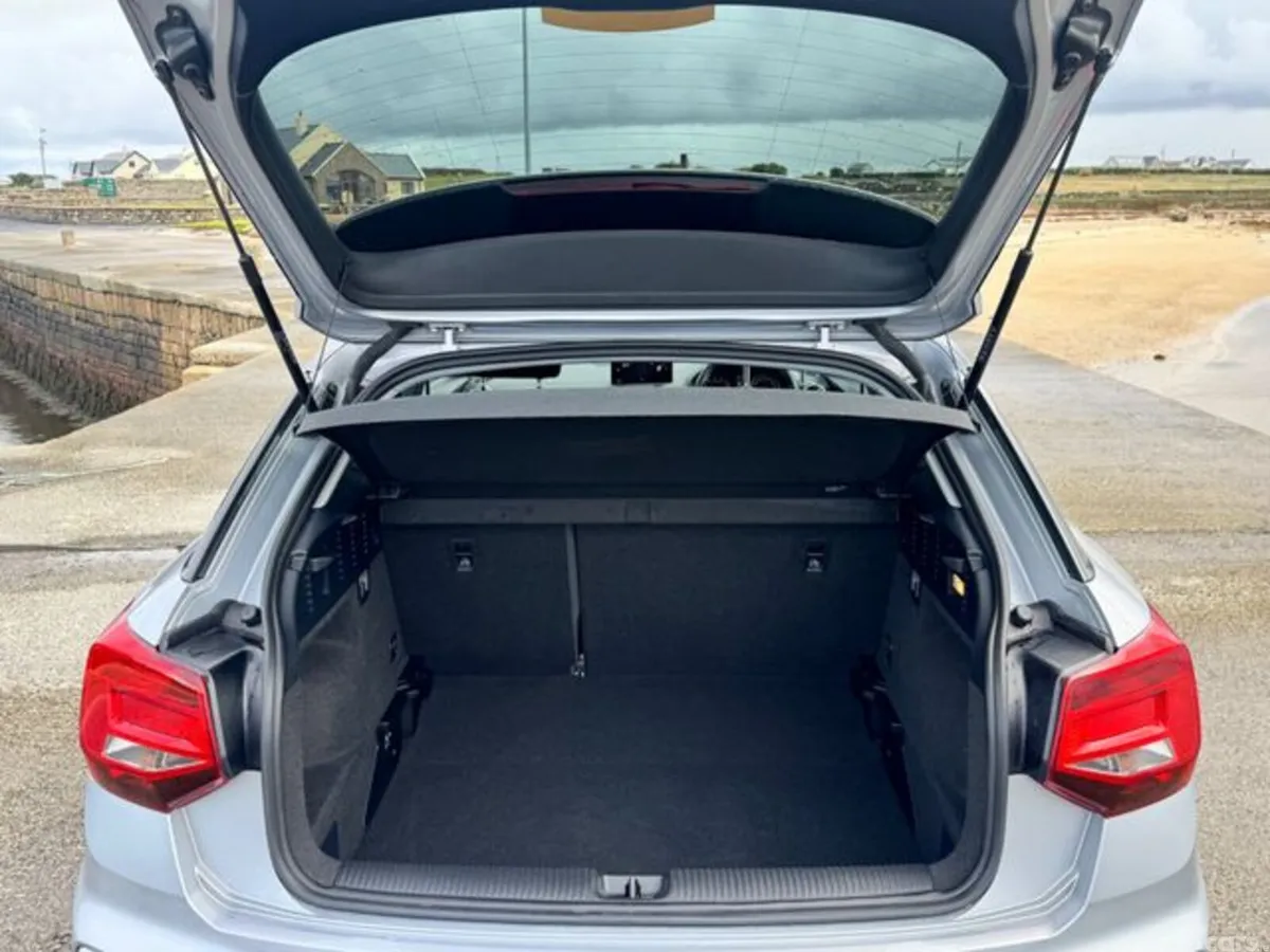 Audi Q2 Estate, Petrol, 2024, Grey