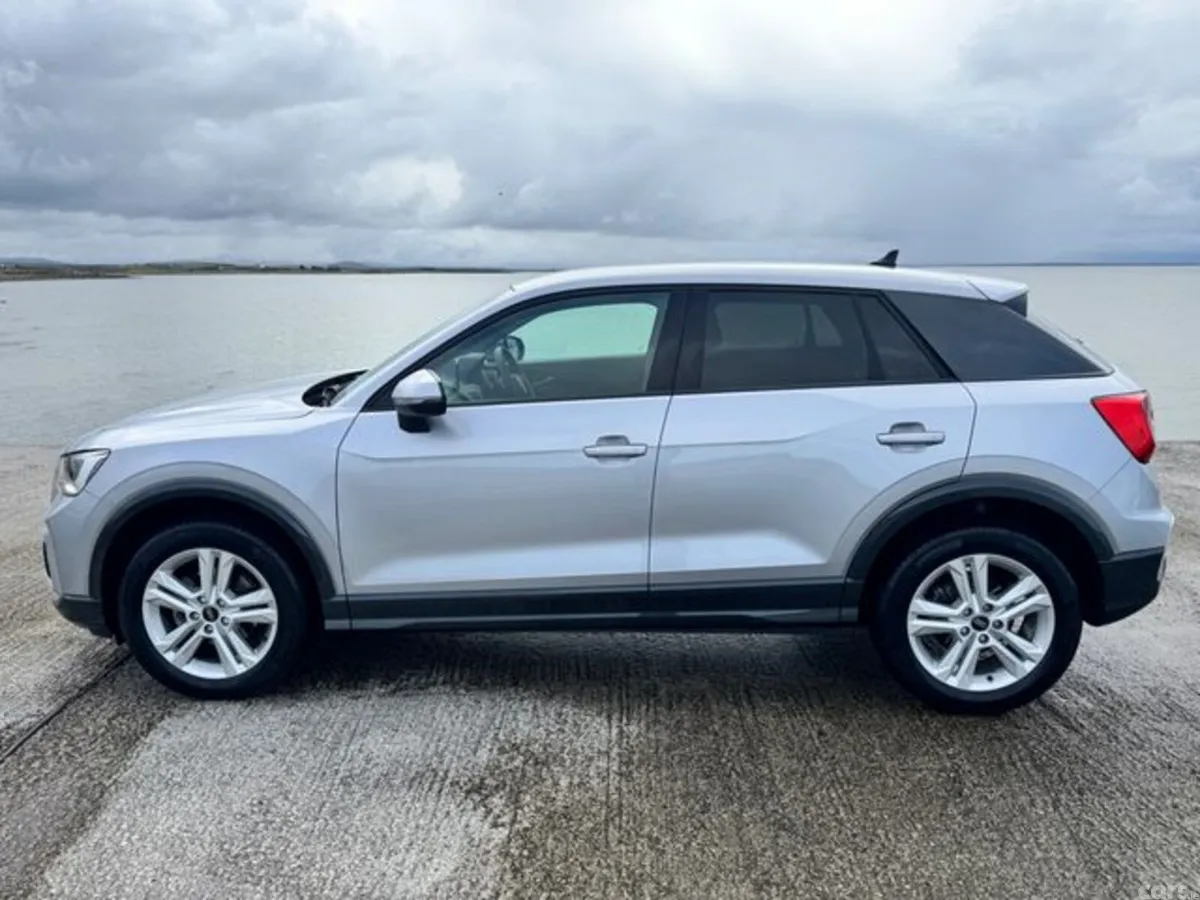 Audi Q2 Estate, Petrol, 2024, Grey