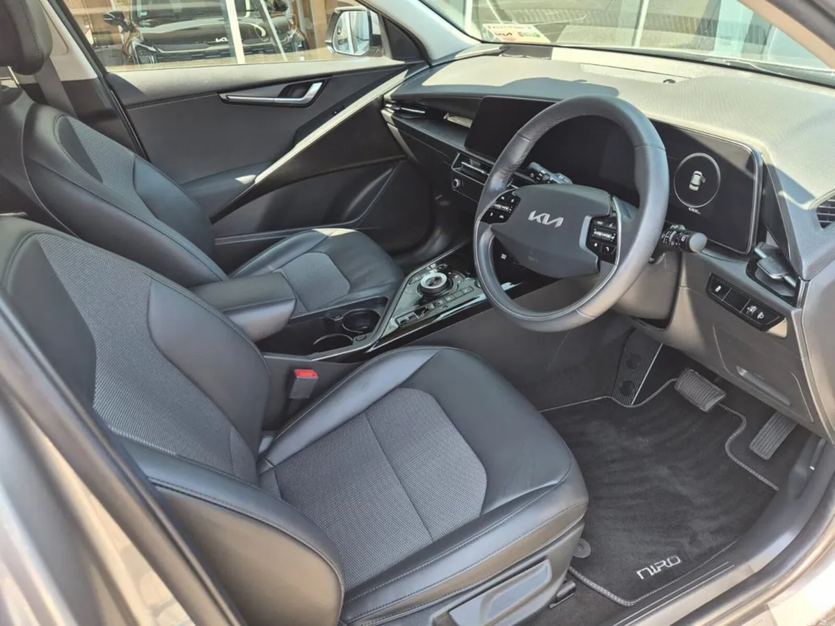 Kia Niro Estate, Electric, 2023, Grey
