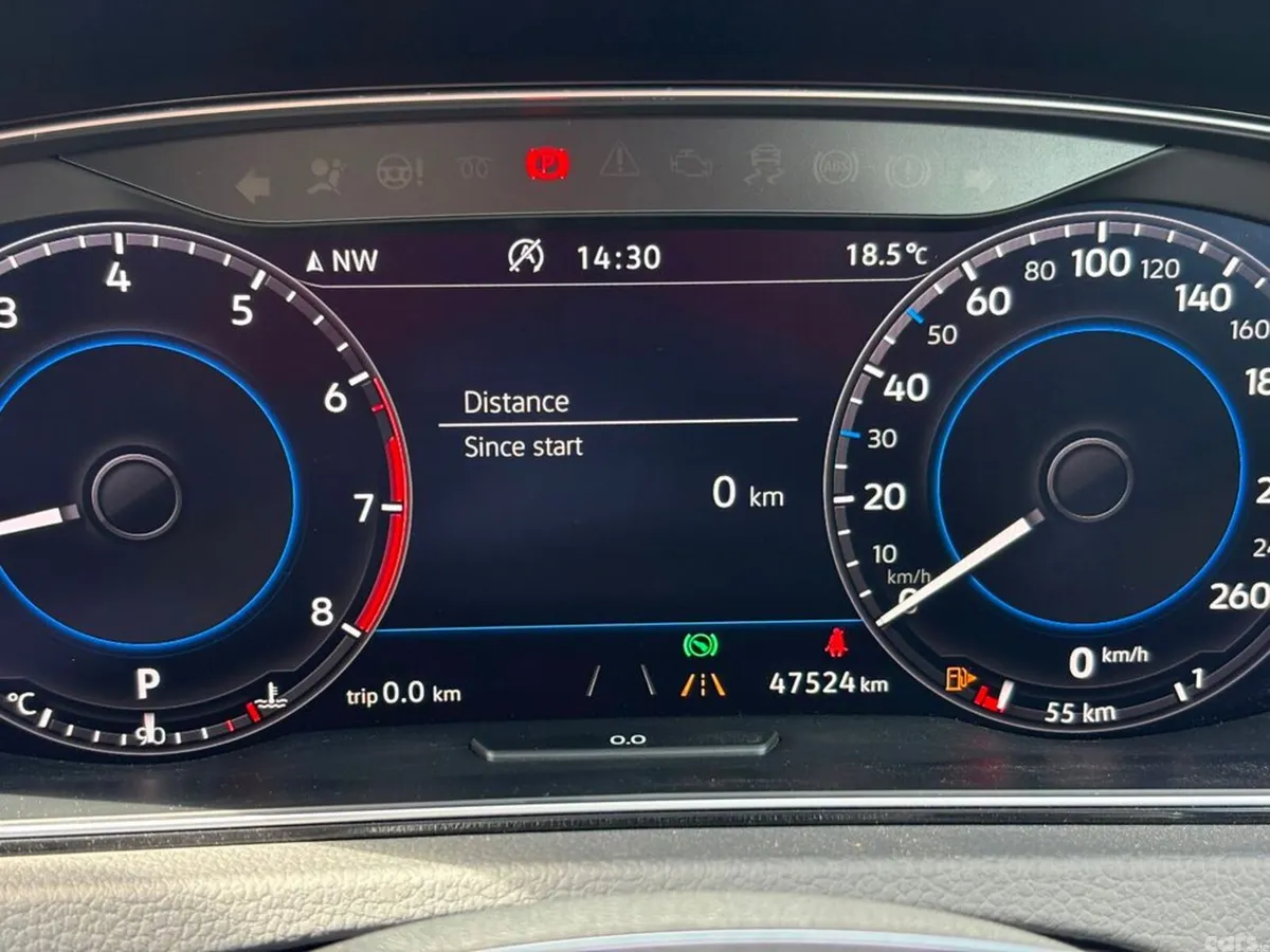 Volkswagen Golf Hatchback, Petrol, 2019, Yellow