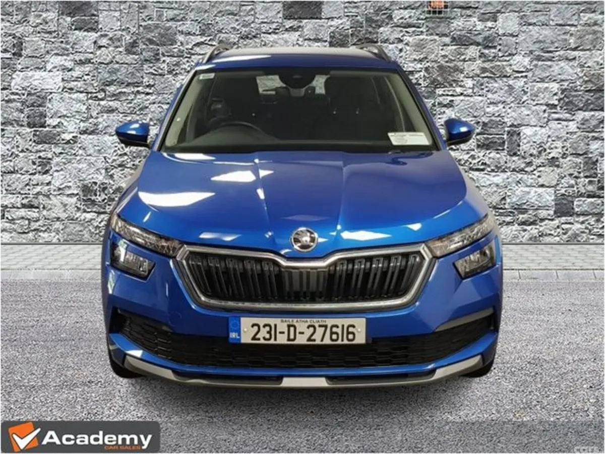 Skoda Kamiq Hatchback, Petrol, 2023, Blue