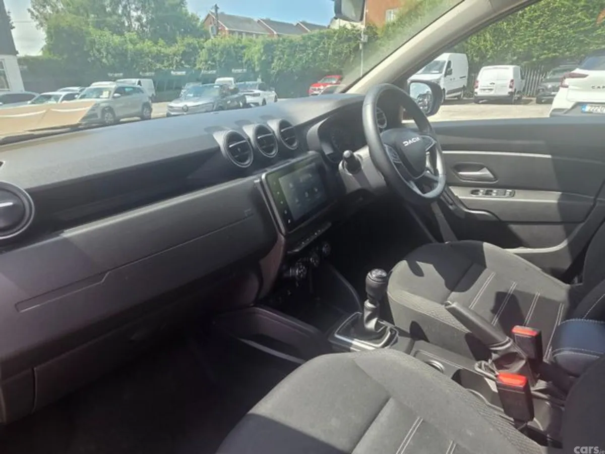 Dacia Duster SUV, Petrol, 2023, Black