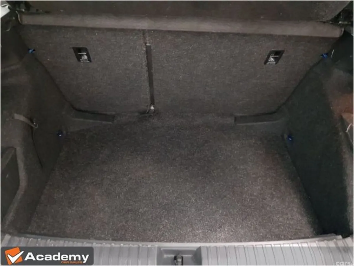 Skoda Kamiq Hatchback, Petrol, 2023, Blue