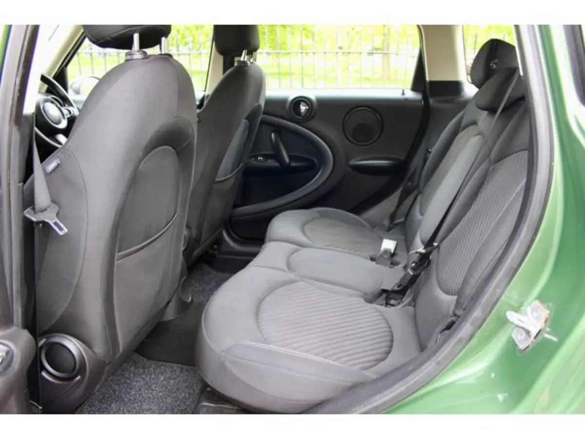 Mini Countryman Hatchback, Diesel, 2015, Green