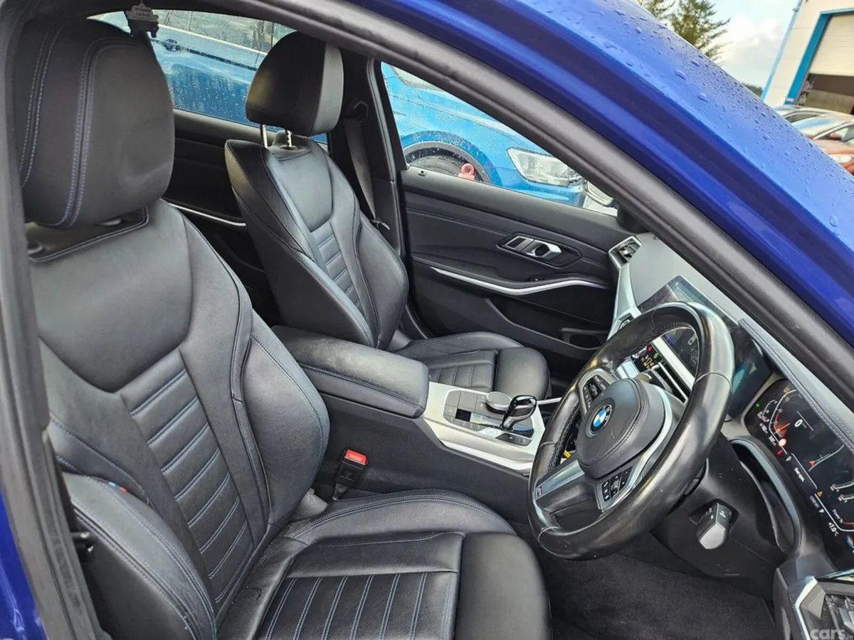 BMW 3-Series Saloon, Diesel, 2022, Blue