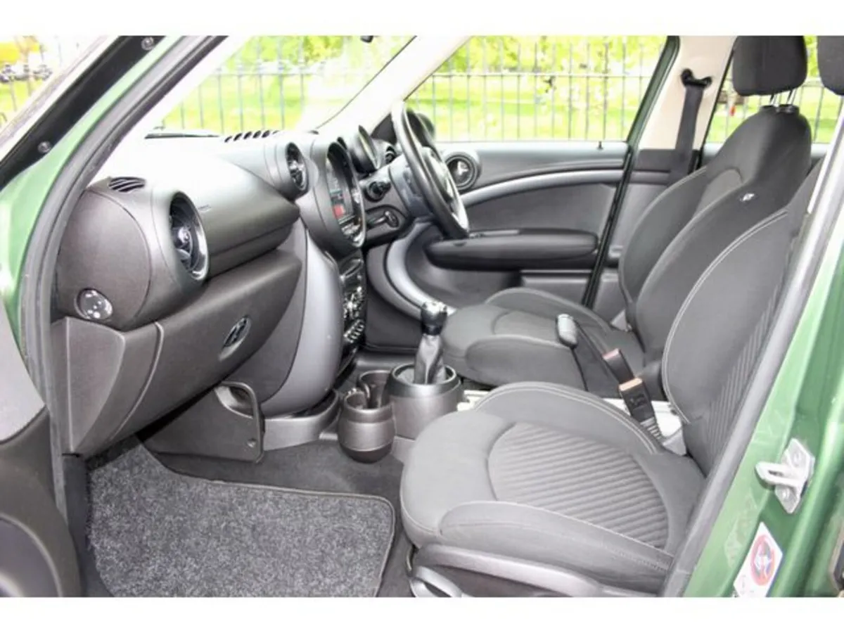 Mini Countryman Hatchback, Diesel, 2015, Green
