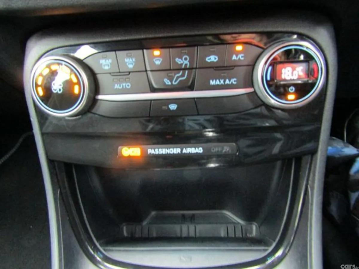 Ford Puma MPV, Petrol Hybrid, 2020, Red