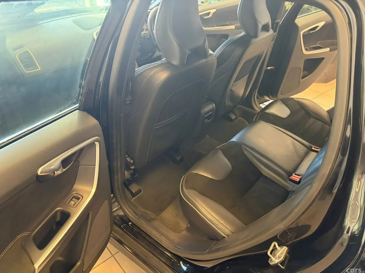 Volvo XC60 SUV, Diesel, 2016, Black