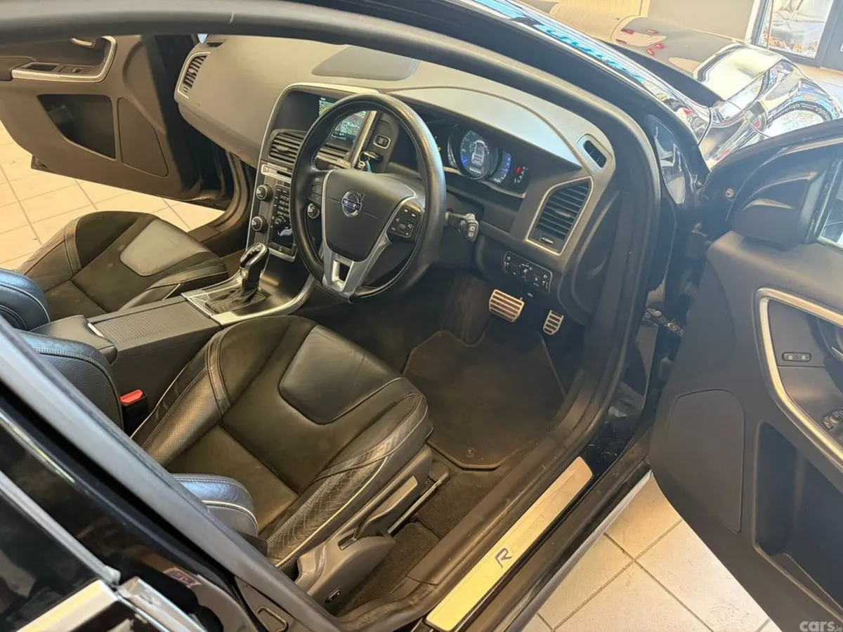 Volvo XC60 SUV, Diesel, 2016, Black
