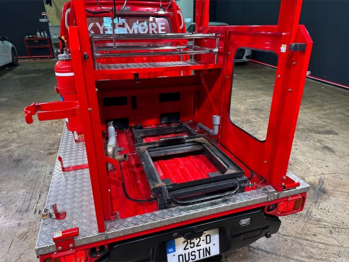 Subaru Sambar MPV, Petrol, 2001, Red
