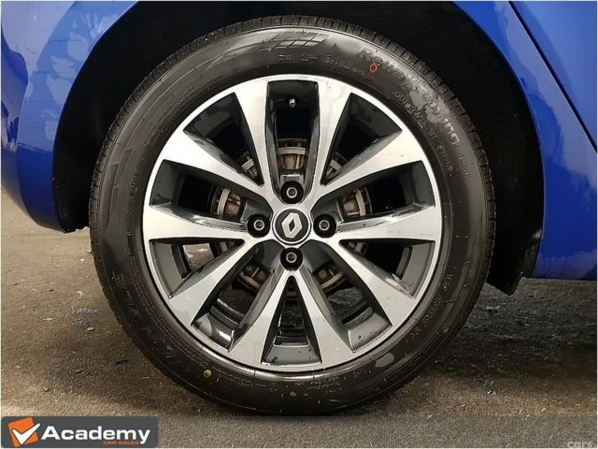 Renault Clio Hatchback, Petrol, 2023, Blue