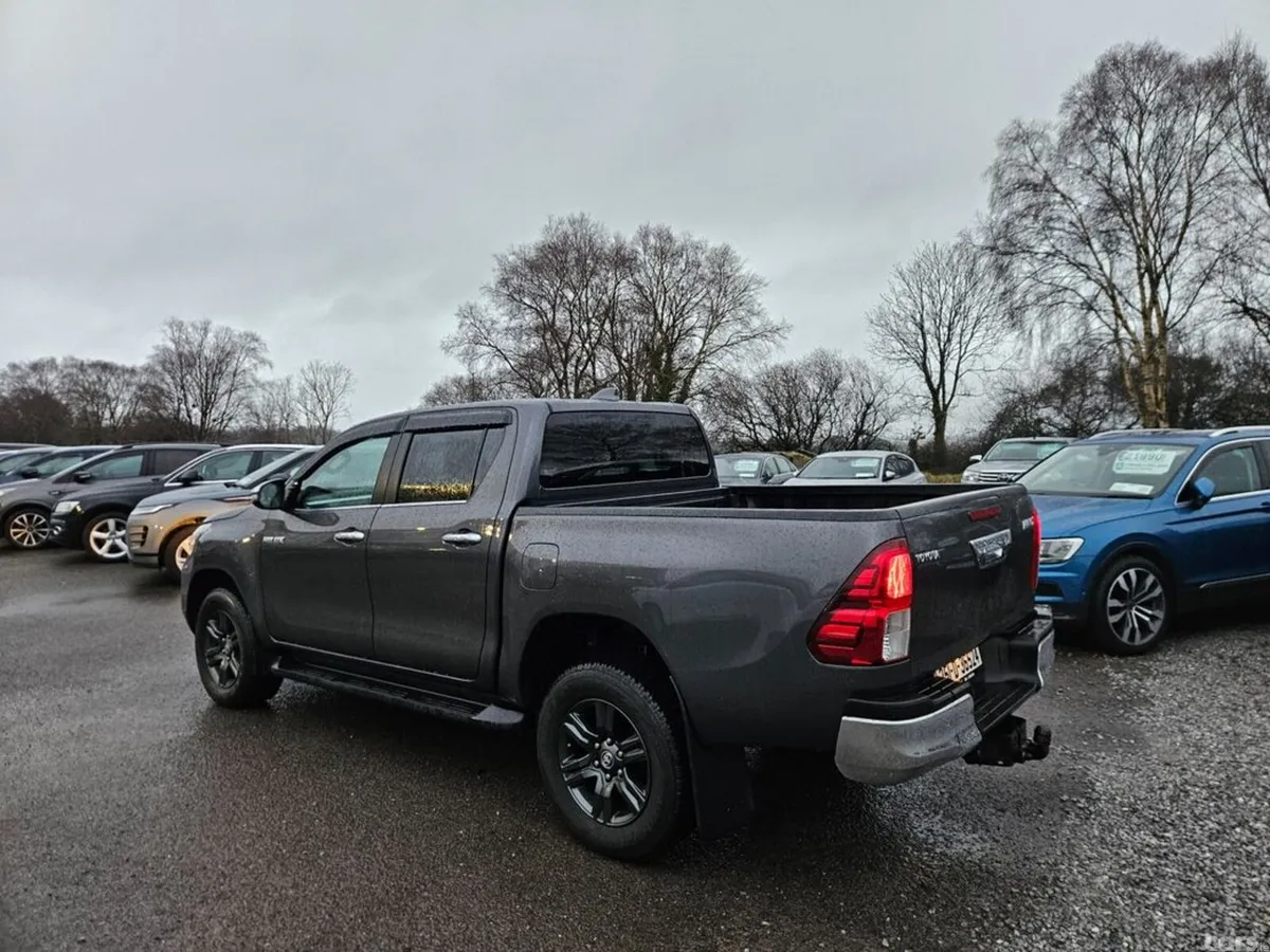 Toyota Hilux Pick Up, Diesel, 2025, Grey