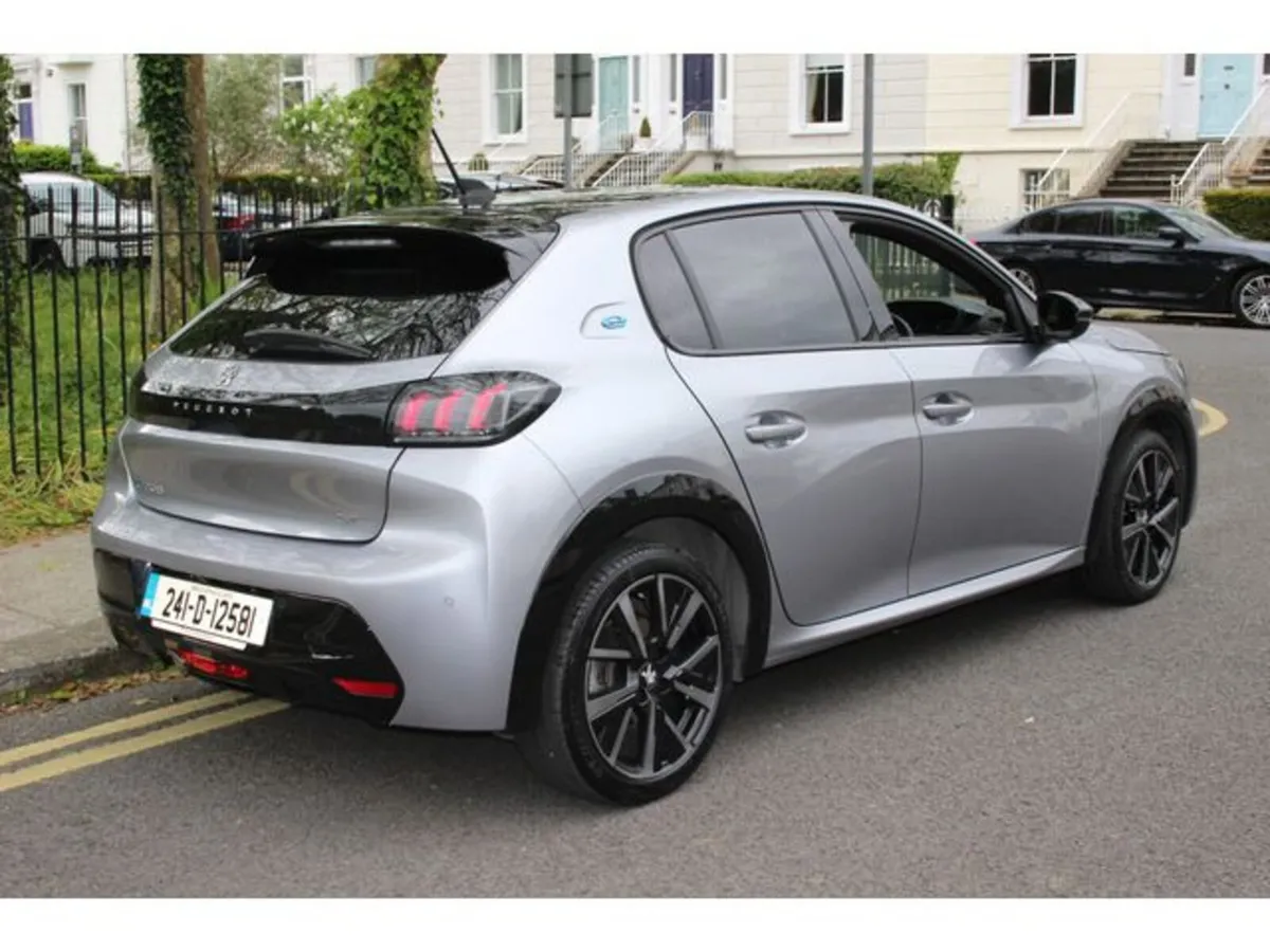 Peugeot 208 Hatchback, Electric, 2024, Grey