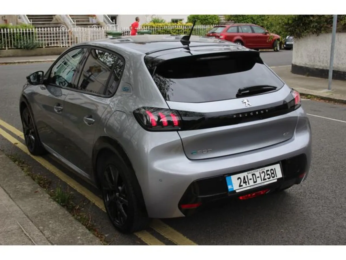 Peugeot 208 Hatchback, Electric, 2024, Grey