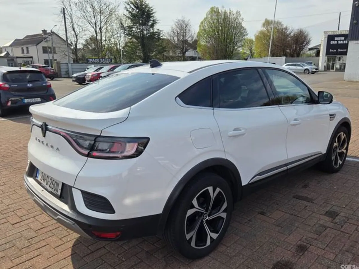 Renault Arkana Hatchback, Petrol, 2024, White