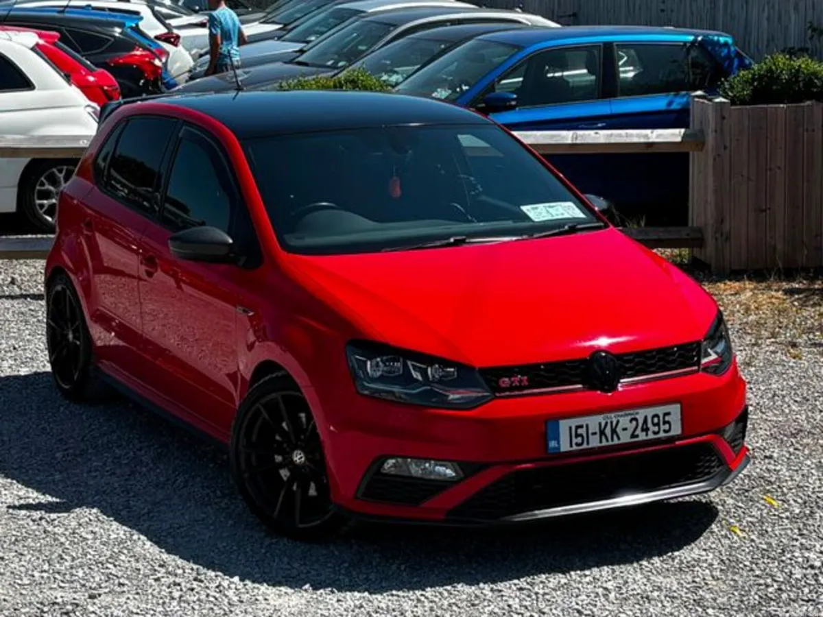 Volkswagen Polo Hatchback, Petrol, 2015, Red