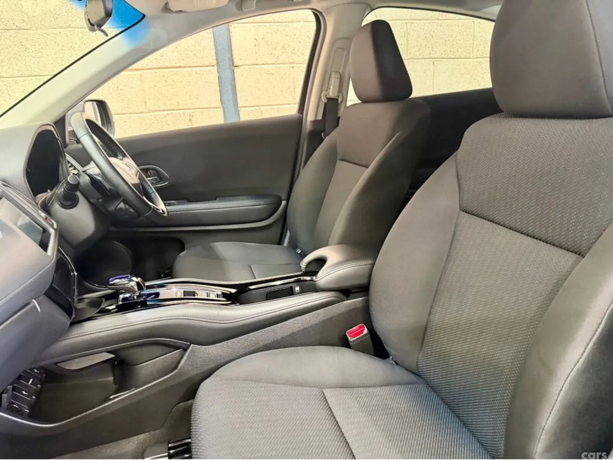 Honda Vezel SUV, Petrol Hybrid, 2014, Black