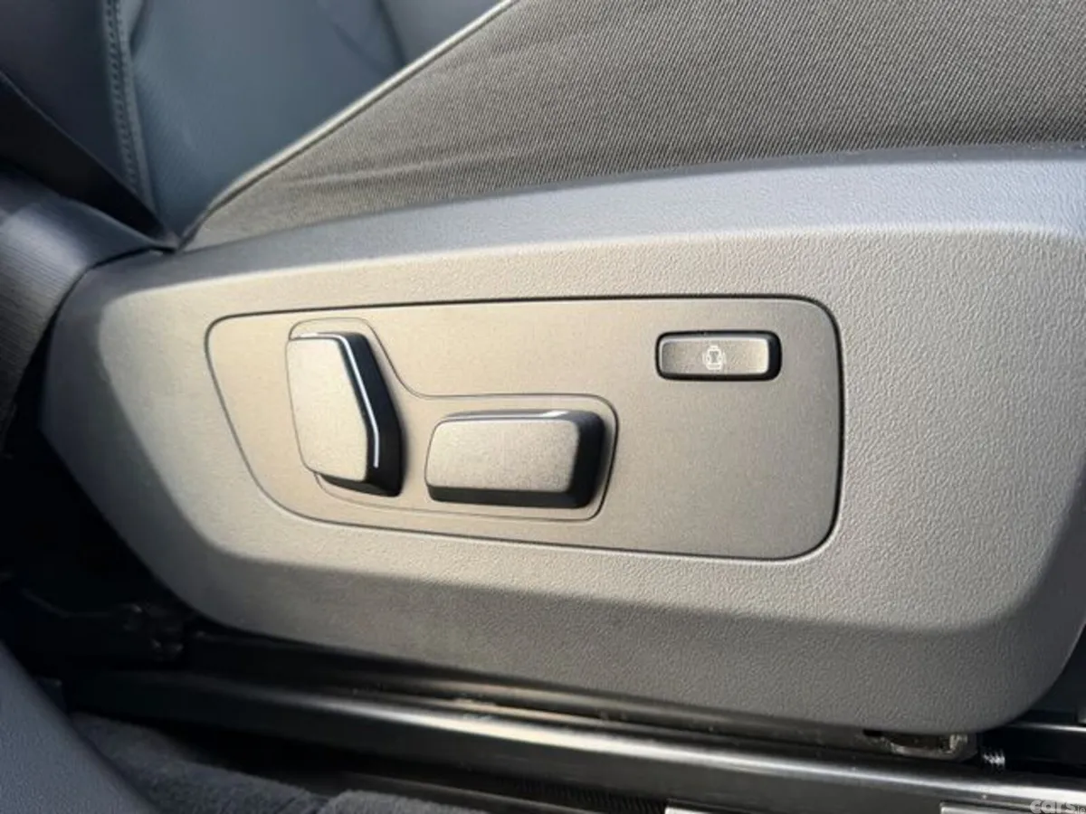 BMW X3 Estate, Petrol Hybrid, 2025, Grey