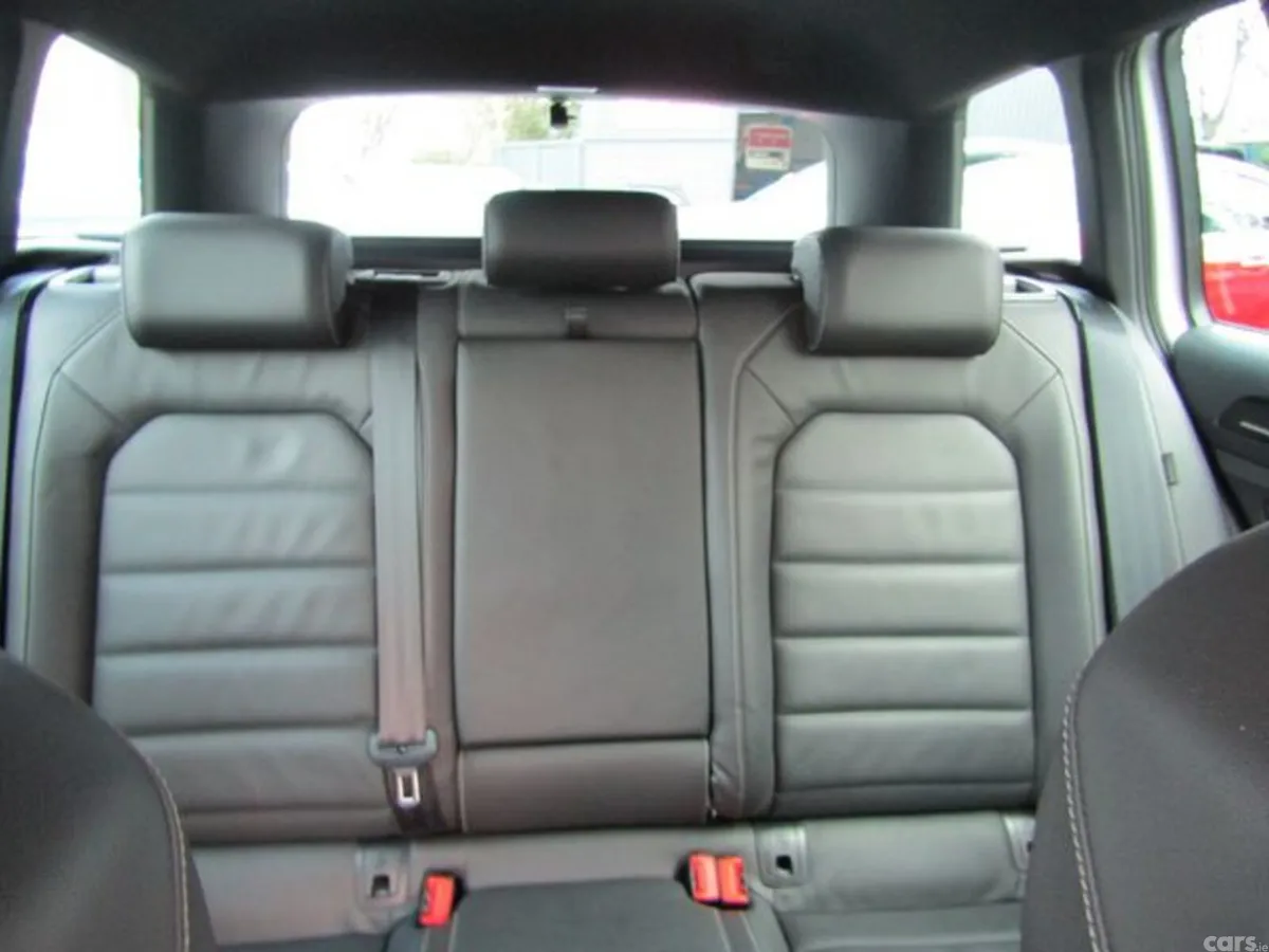 Volkswagen Golf Estate, Petrol, 2015, White