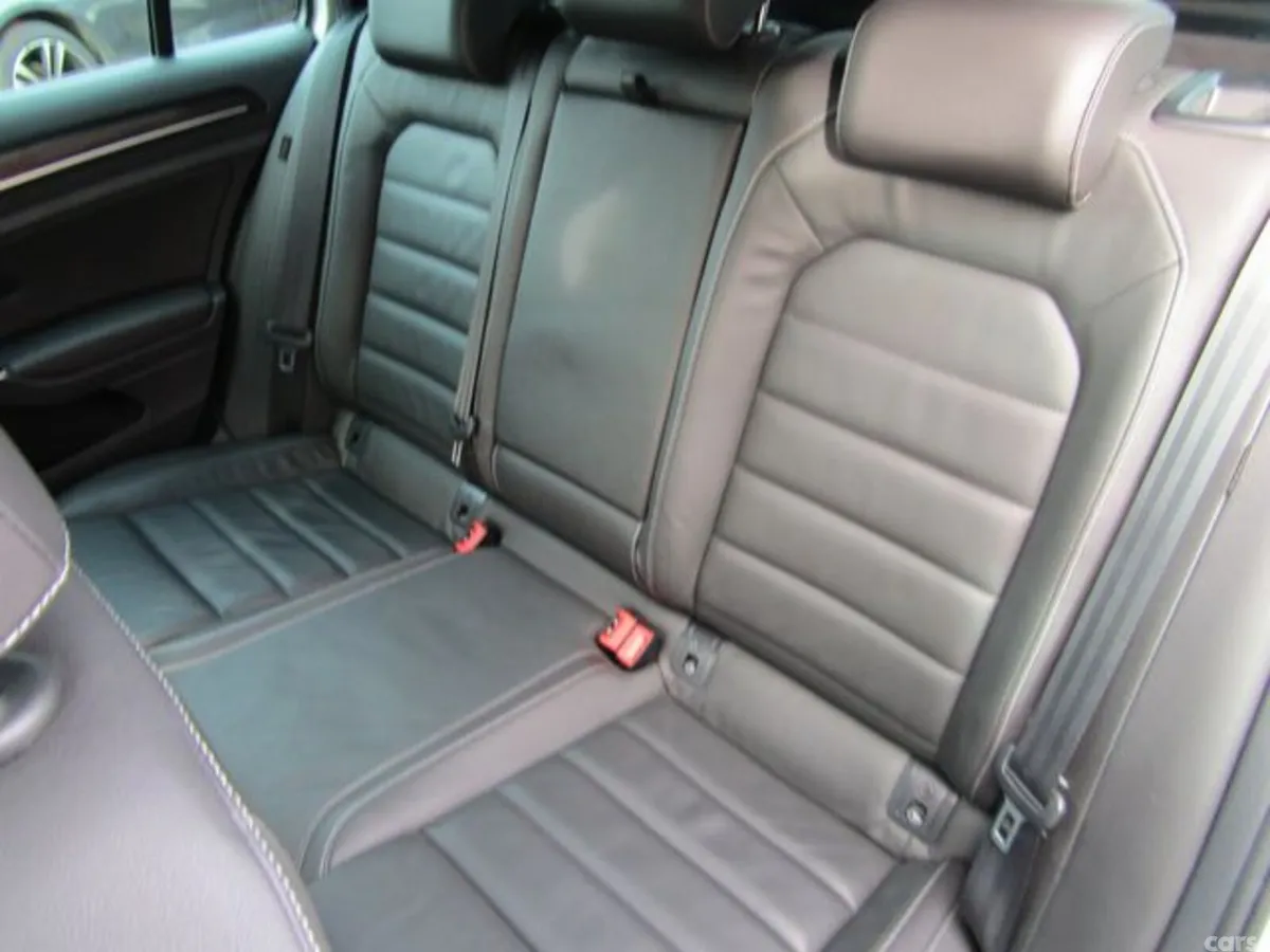 Volkswagen Golf Estate, Petrol, 2015, White