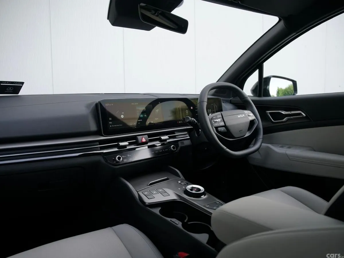 Kia Sportage SUV, Petrol Hybrid, 2027, Black