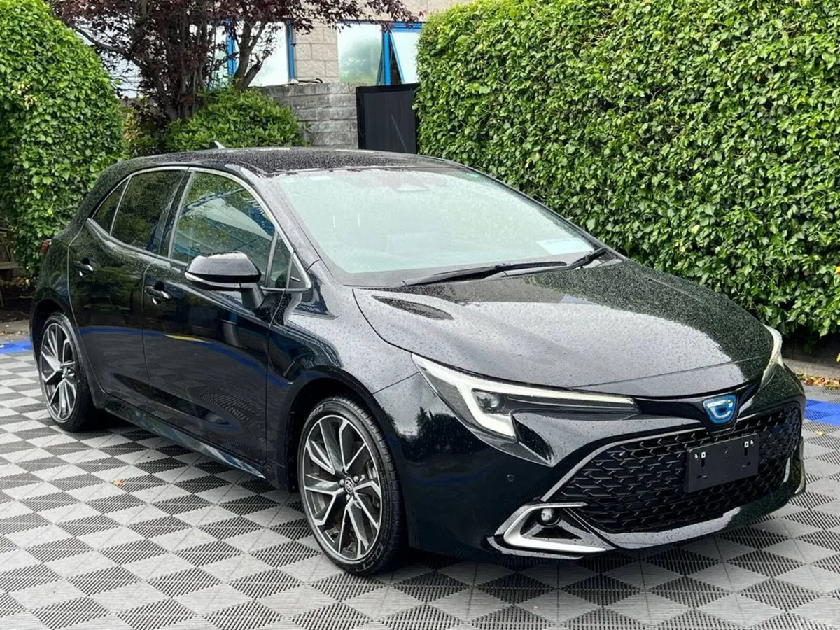Toyota Corolla Hatchback, Petrol Hybrid, 2025, Black