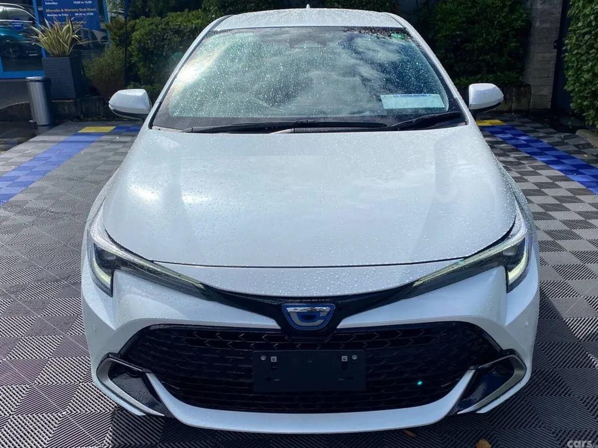 Toyota Corolla Hatchback, Petrol Hybrid, 2025, Black