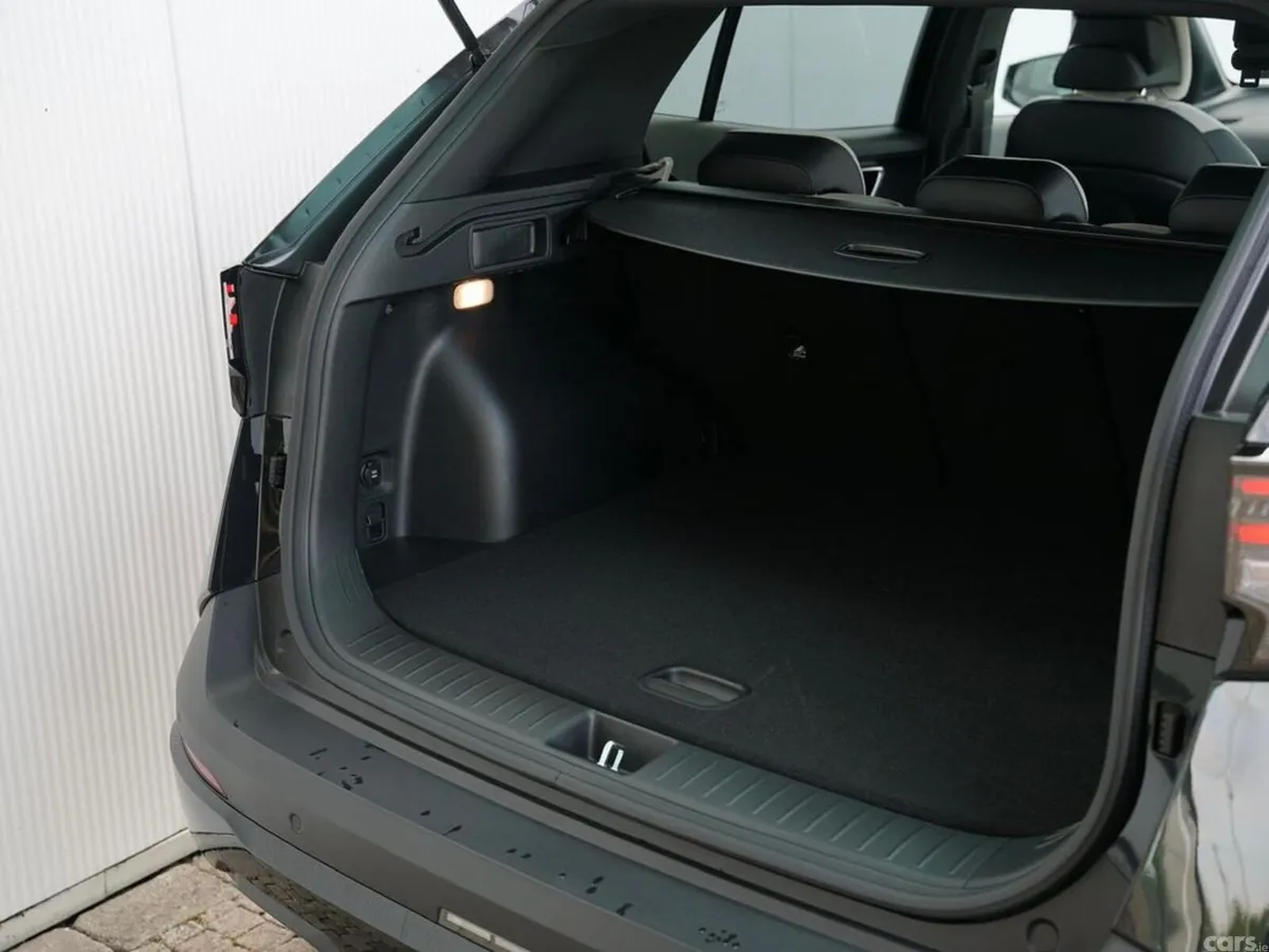 Kia Sportage SUV, Petrol Hybrid, 2027, Black