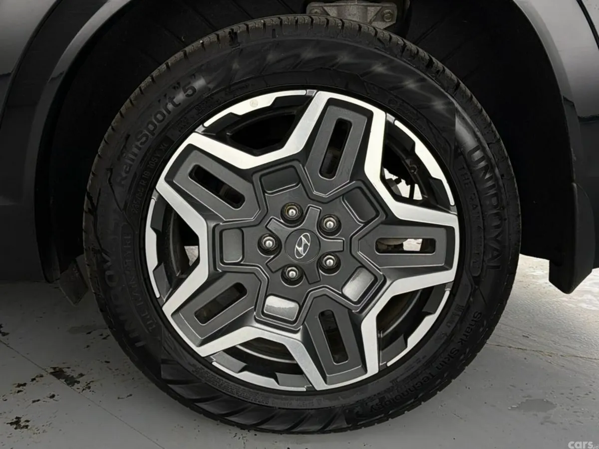 Hyundai Santa Fe SUV, Petrol Plug-in Hybrid, 2023, Black