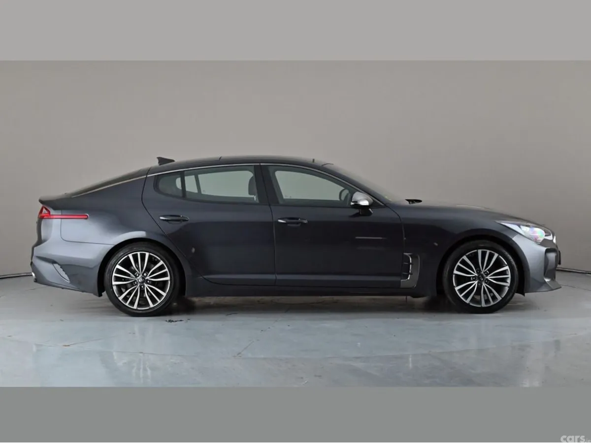 Kia Stinger Saloon, Diesel, 2019, Grey