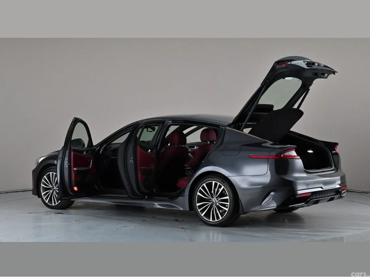 Kia Stinger Saloon, Diesel, 2019, Grey