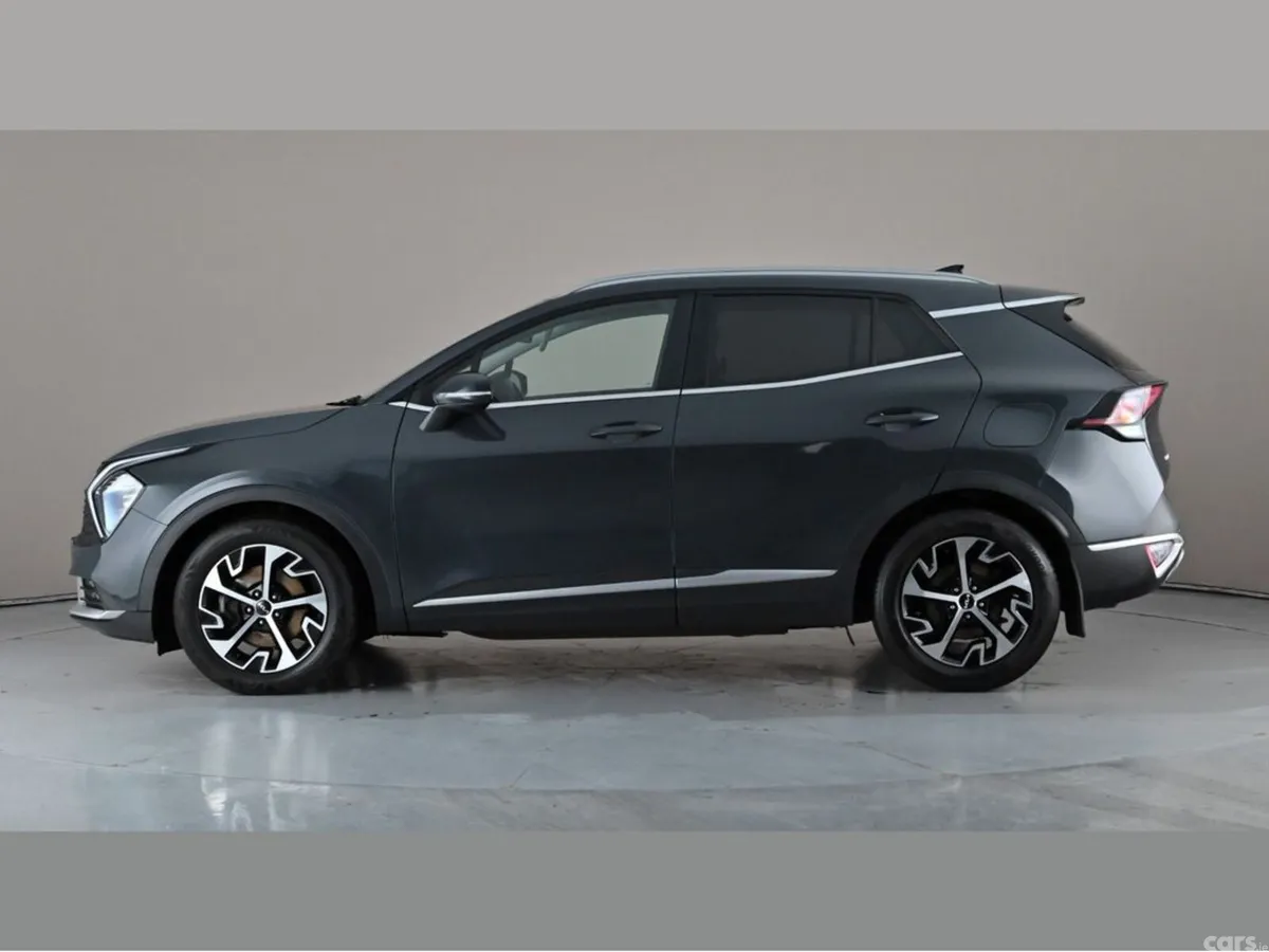 Kia Sportage MPV, Diesel, 2024, Grey