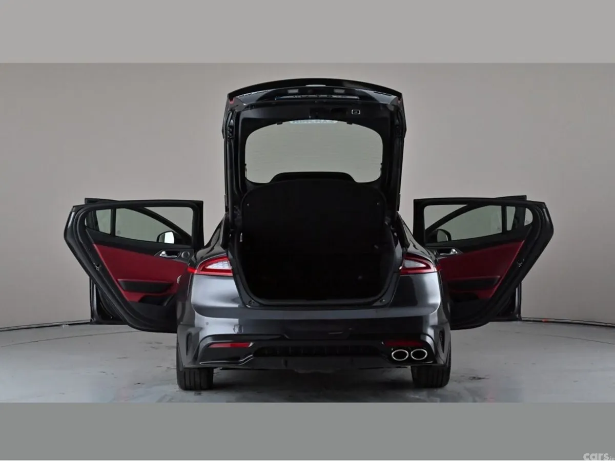 Kia Stinger Saloon, Diesel, 2019, Grey