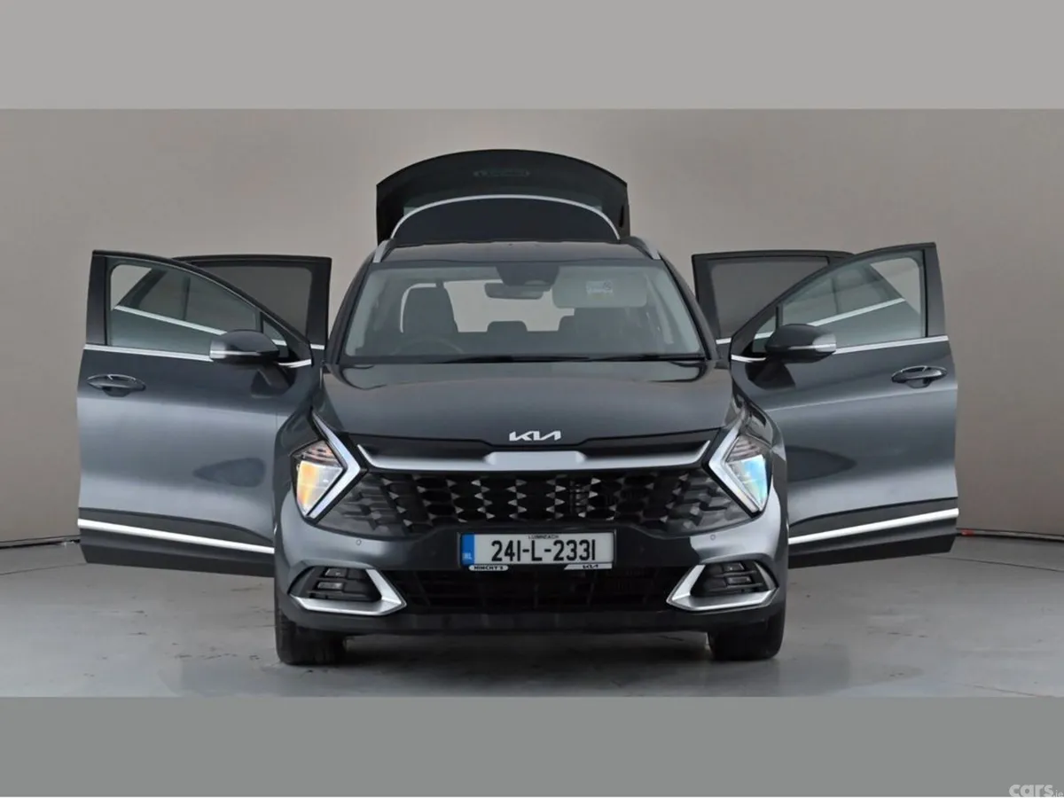 Kia Sportage MPV, Diesel, 2024, Grey