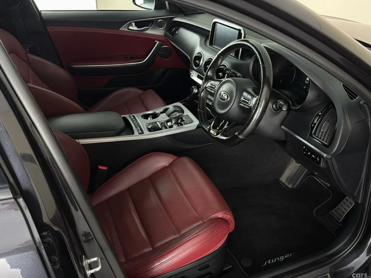 Kia Stinger Saloon, Diesel, 2019, Grey
